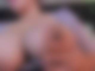 Live cam show with claudia-perez - Red Hair on CamwithHer