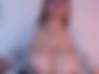 Live cam show with claudia-perez - Red Hair Young Adult on Camversity
