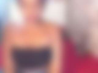 Live cam show with amberebony - Erotic Dance on chickslive.net