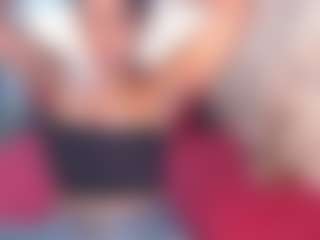 Live cam show with amberebony - Black Shaved Pussy on Latina Girls