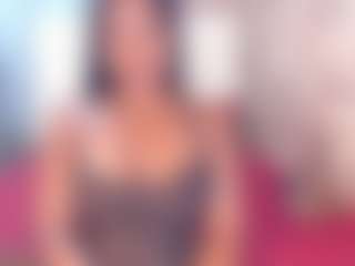 Live cam show with amberebony - Black Squirt on TeamSkeetLive