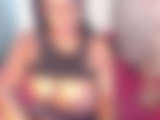 Live cam show with amberebony - Black Lush on CamClone