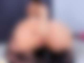 Live cam show with dannasanders - Squirt on Instabang