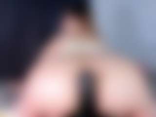 Live cam show with dannasanders - Double Penetration on TeamSkeetLive