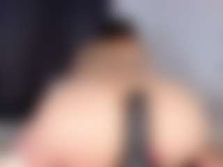 Live cam show with dannasanders - Spank on Camming Site