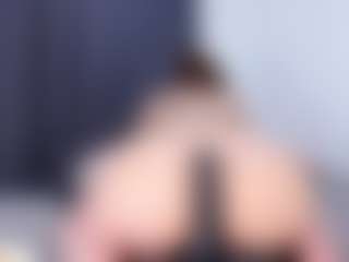 Live cam show with dannasanders - Fingering on Camsoda