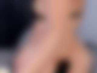 Live cam show with dannasanders - Red Hair Squirt on live18s.com