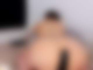 Live cam show with NahomiAcosta - Ass Bouncing on Camsoda