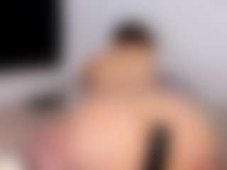 Live cam show with NahomiAcosta - Ass Bouncing on Camsoda