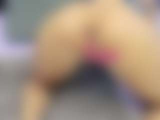Live cam show with Fuckable Milf - Fetish on Dare Cams
