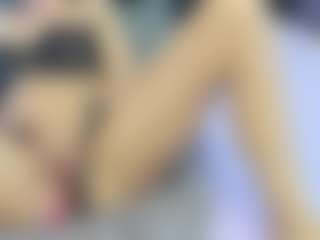 Fuckable Milf MILF webcam performer live streaming