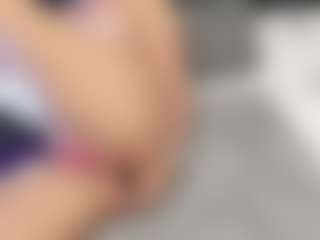 Fuckable Milf's Live Sex Cam Show