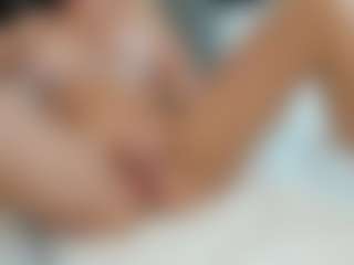 Live cam show with Fuckable Milf - Squirt Mature on CamwithHer