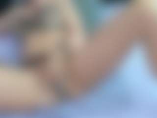 Live cam show with Fuckable Milf - Control on Sweet Sext