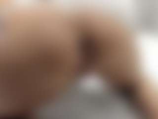 Fuckable Milf's Live Sex Cam Show