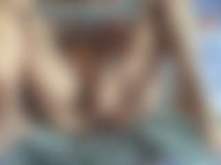 Live cam show with Fuckable Milf - Public on Strip Flash - Live Sex Shows