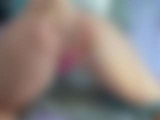 Fuckable Milf's Live Sex Cam Show