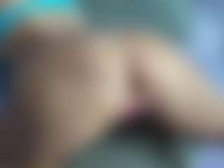 Fuckable Milf's Live Sex Cam Show