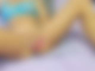 Live cam show with Fuckable Milf - Middle Aged on Cam Slut