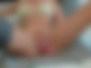 Fuckable Milf's Live Sex Cam Show