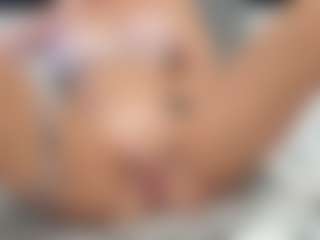 Fuckable Milf's Live Sex Cam Show