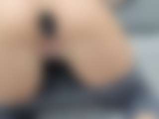 Fuckable Milf's Live Sex Cam Show