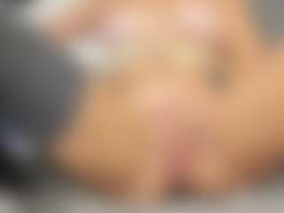 Fuckable Milf's Live Sex Cam Show