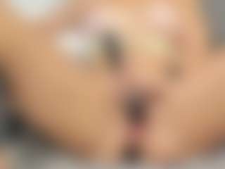 Fuckable Milf's Live Sex Cam Show
