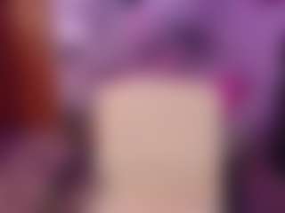 Live cam show with P U R P L E M A R I A - Small Tits on pussylord.com
