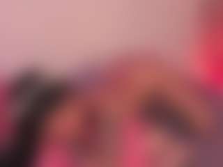 Live cam show with P U R P L E M A R I A - College on madthumbs