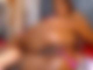 Live cam show with paolaalvarez - Ebony on Mixed Magazine Live | colombia