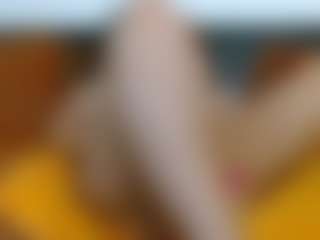 Live cam show with HotErikka - Hairy Pussy Brown Hair on sexytreat.net