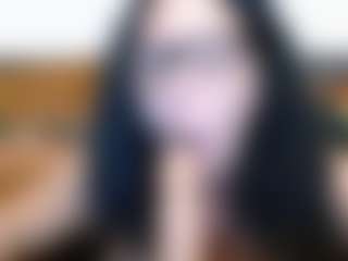 Live cam show with HotErikka - Brown Hair on camgirlchat.live