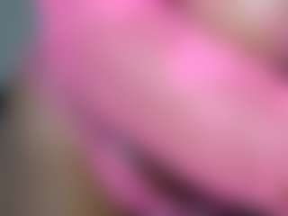 Live cam show with Hotcake Honey - Bikini on Mixed Magazine Live