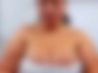 Live cam show with luluferrerr - Ebony on TeamSkeetLive | colombia