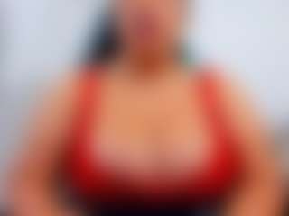 Live cam show with luluferrerr - Oil on Hubzter Live