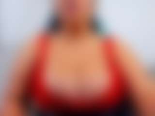 Live cam show with luluferrerr - Glasses on Dare Cams