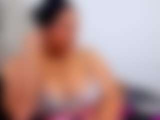 Live cam show with luluferrerr - Mature on CamwithHer