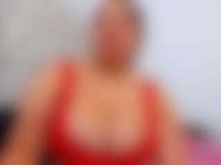 Live cam show with luluferrerr - Glasses on camgirlchat.live