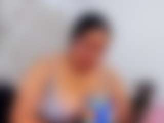 Live cam show with luluferrerr - Glasses on PervPlay.com