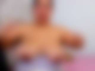 Live cam show with luluferrerr - Amateur on Chatstar