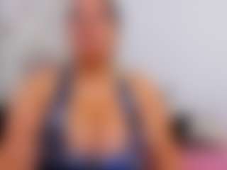 Live cam show with luluferrerr - Glasses on madthumbs