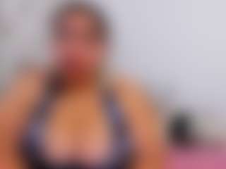 Live cam show with luluferrerr - Glasses on StripNow