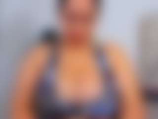 Live cam show with luluferrerr - Normal on CamwithHer
