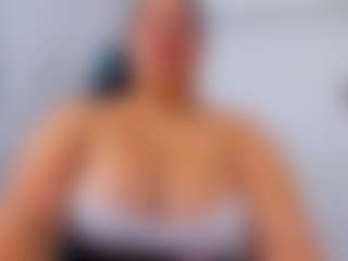 Live cam show with luluferrerr - Mature on Camsoda