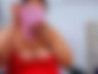 Live cam show with luluferrerr - Ebony MILF on SpankPalCams