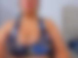 luluferrerr MILF webcam performer live streaming