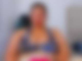 Live cam show with luluferrerr - Black MILF on Camsoda