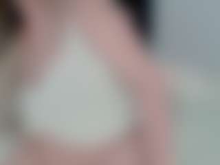 sexyalexax's Live Sex Cam Show