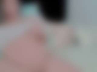 sexyalexax's Live Sex Cam Show